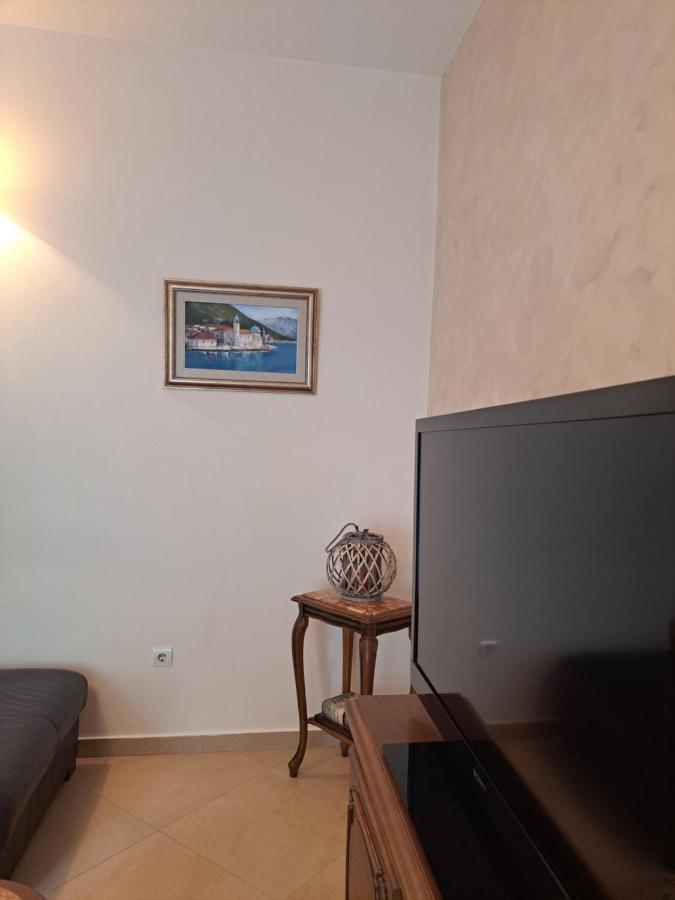 Apartment Benvenuti Kotor Exterior photo